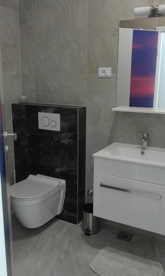 Jurman Apartment Barbariga Exterior photo